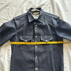 ROGUE TERRITORY NEPPY DENIM WESTERN SHIRT Size Small